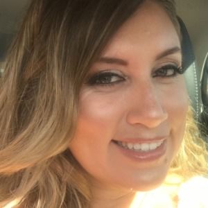 Meet your Posher, Raquel